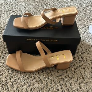 LULUS FALLYN NAKED HEALS